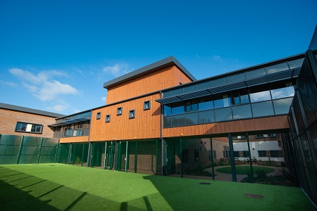 Cladding lends calming appearance to new Cygnet Hospital