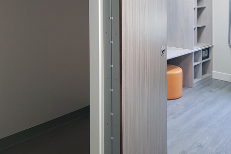 Full mortice hinge delivers easy opening and reduced ligature risk 