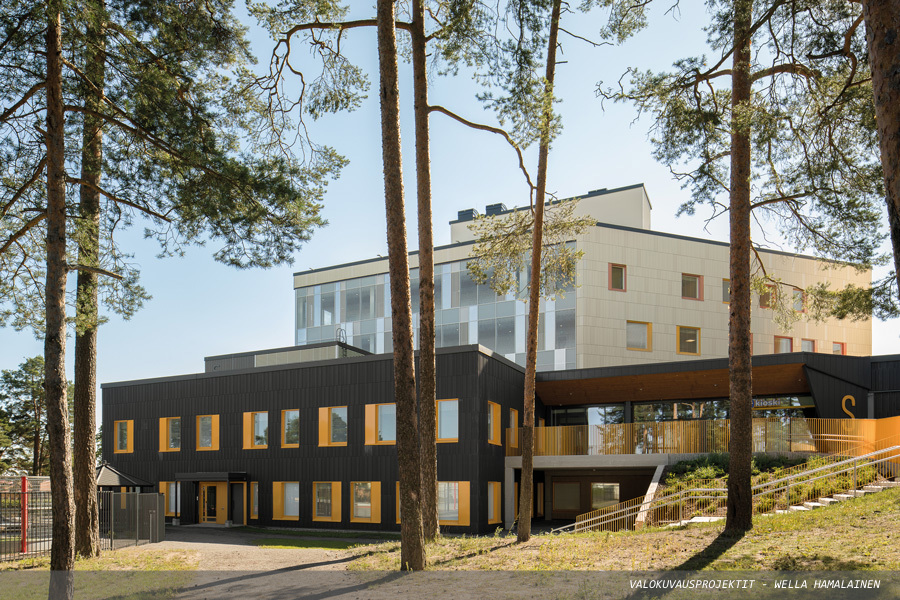 Re-thinking care models for Finnish HICUs